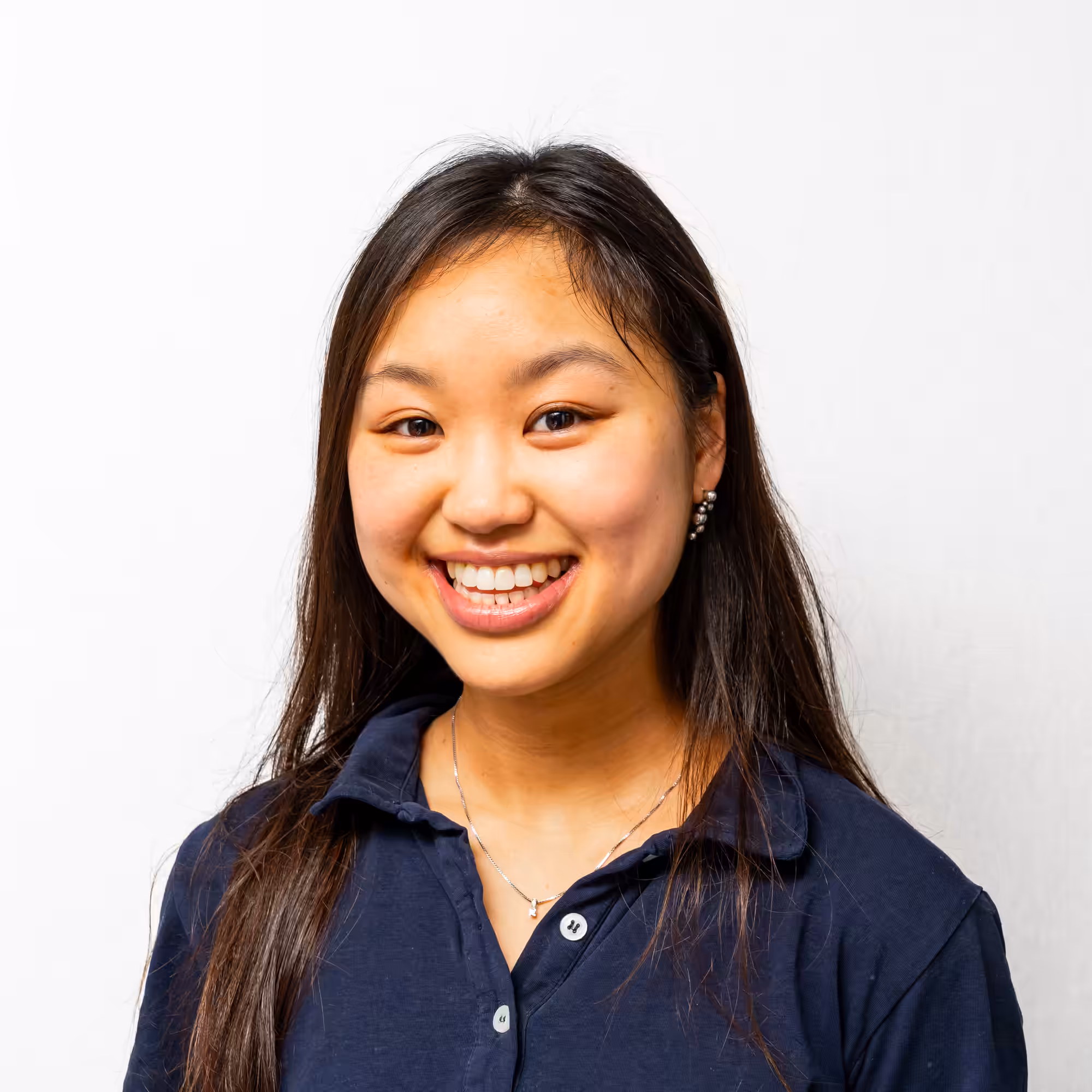Tandlæge Julie Truong